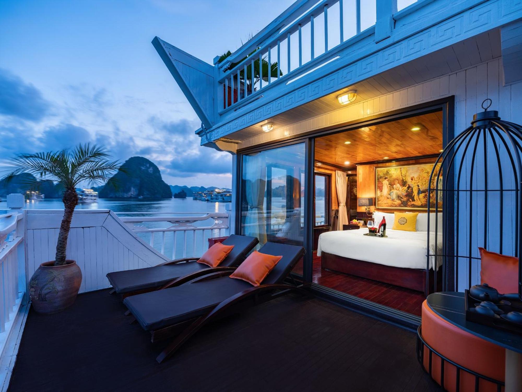 Hera Boutique Cruise Ha Long Bay エクステリア 写真