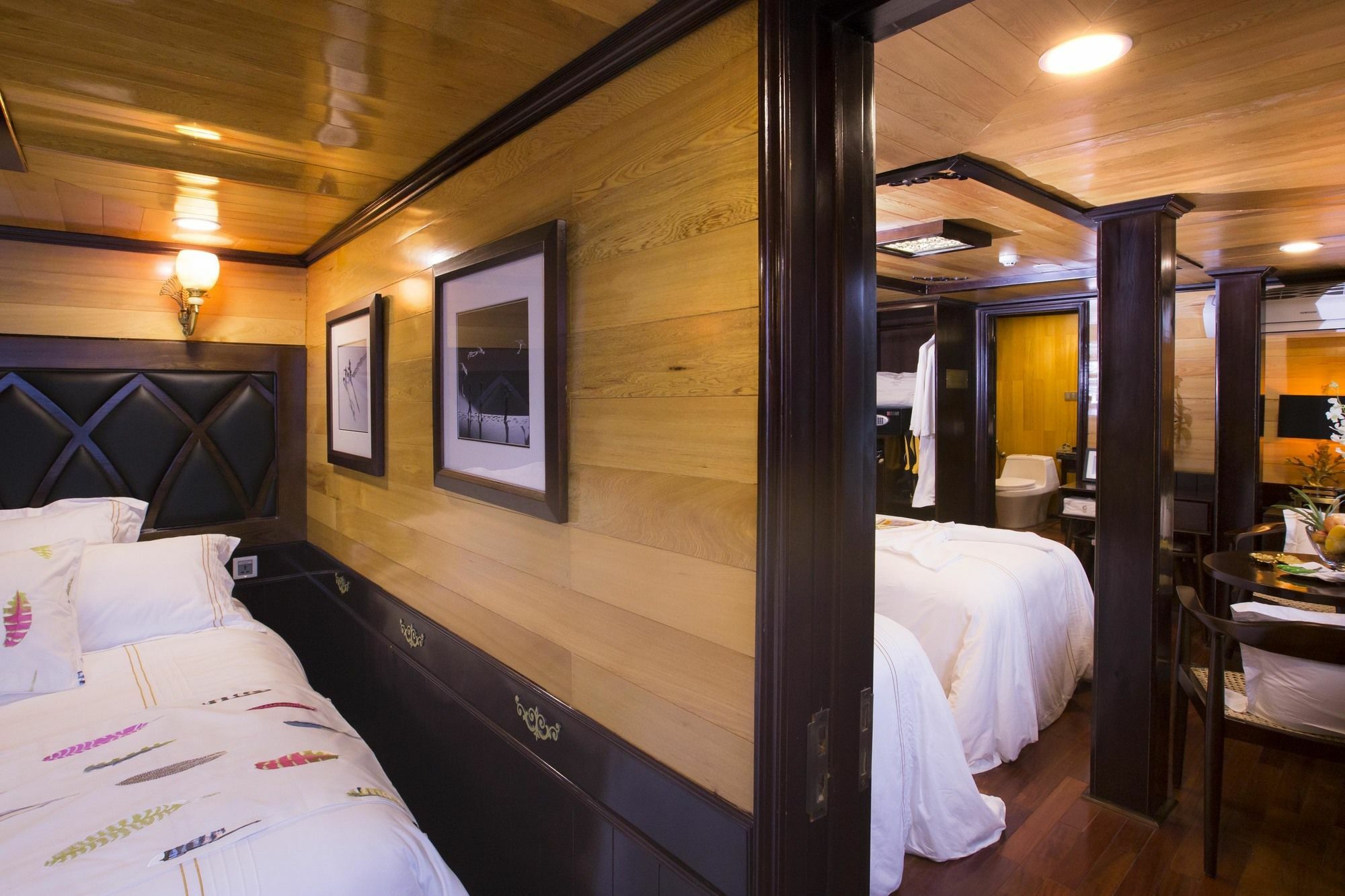 Hera Boutique Cruise Ha Long Bay エクステリア 写真
