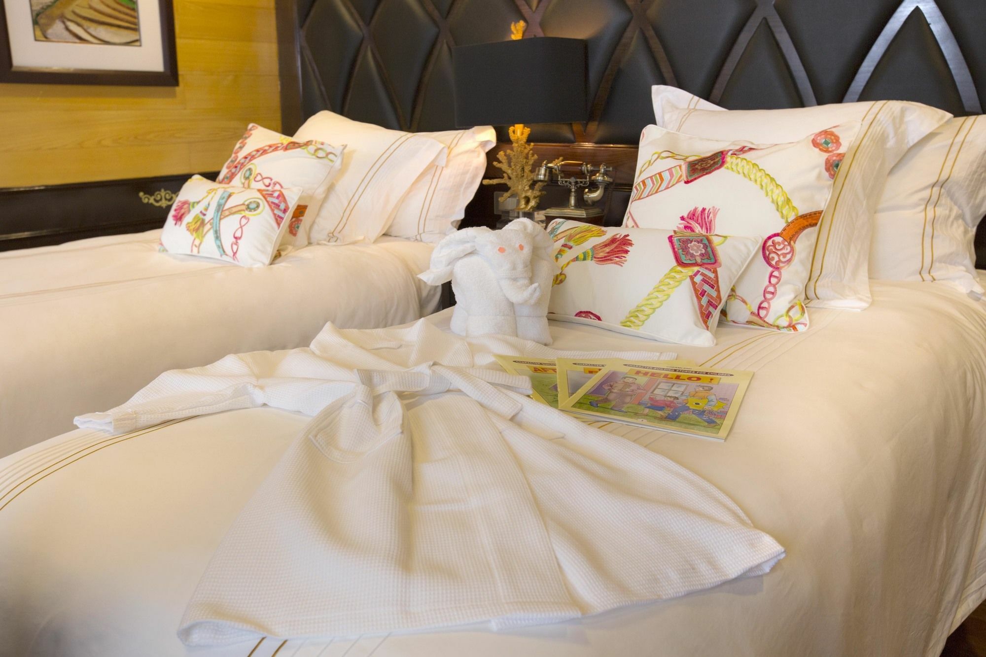 Hera Boutique Cruise Ha Long Bay エクステリア 写真