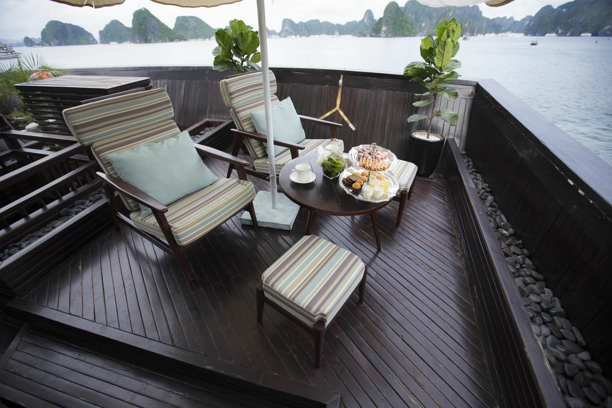 Hera Boutique Cruise Ha Long Bay エクステリア 写真