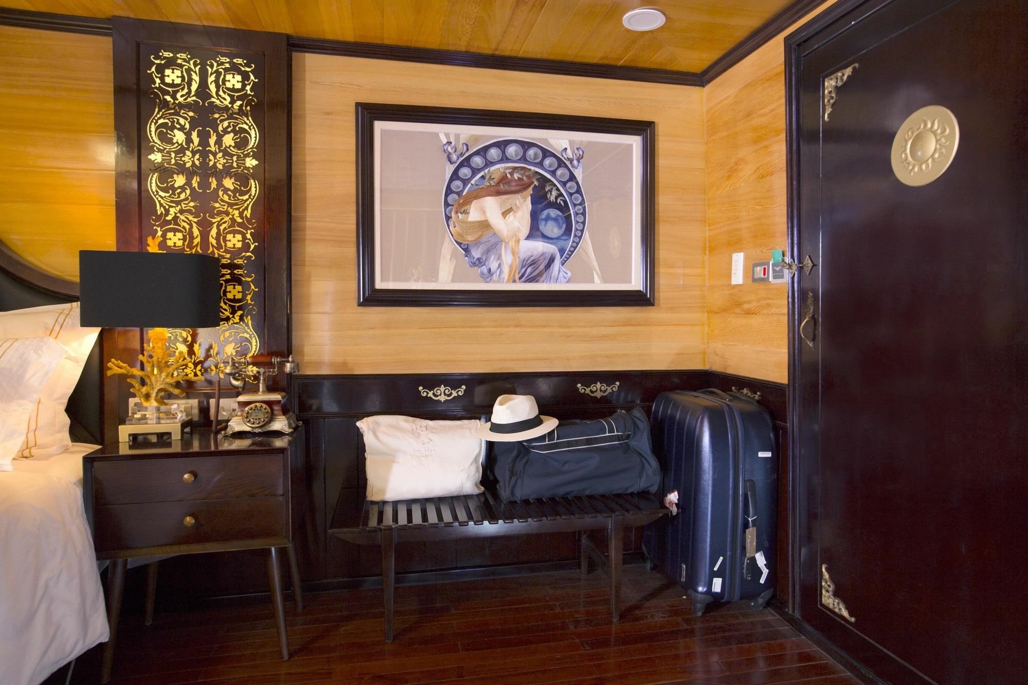 Hera Boutique Cruise Ha Long Bay エクステリア 写真